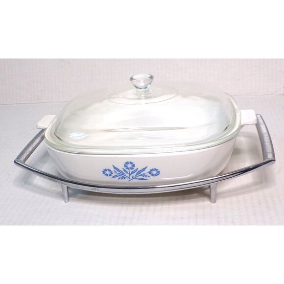 CORNING WARE Vintage Blue Cornflower Casserole Baking Dish with Cover and Stand - Picture 2 of 8